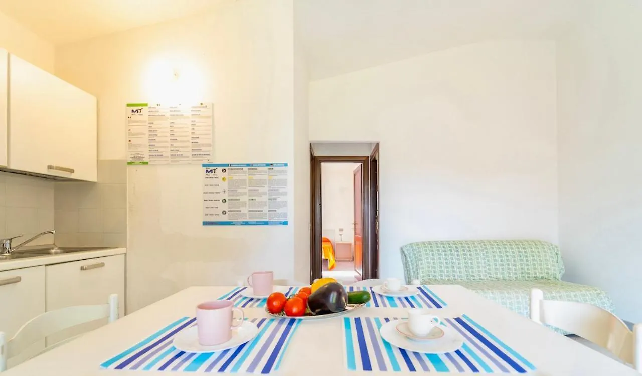 Iss Travel, Apartments In Via Torino - 800 M From La Cinta Beach San Teodoro  San Teodoro (Sardinia)